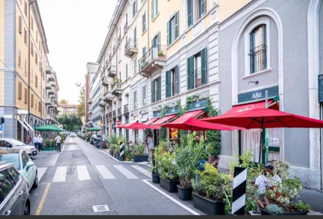 Loft Spritz Nel Centro Di Milano, Via Sottocorno, Porta Vittoria Milão Exterior foto